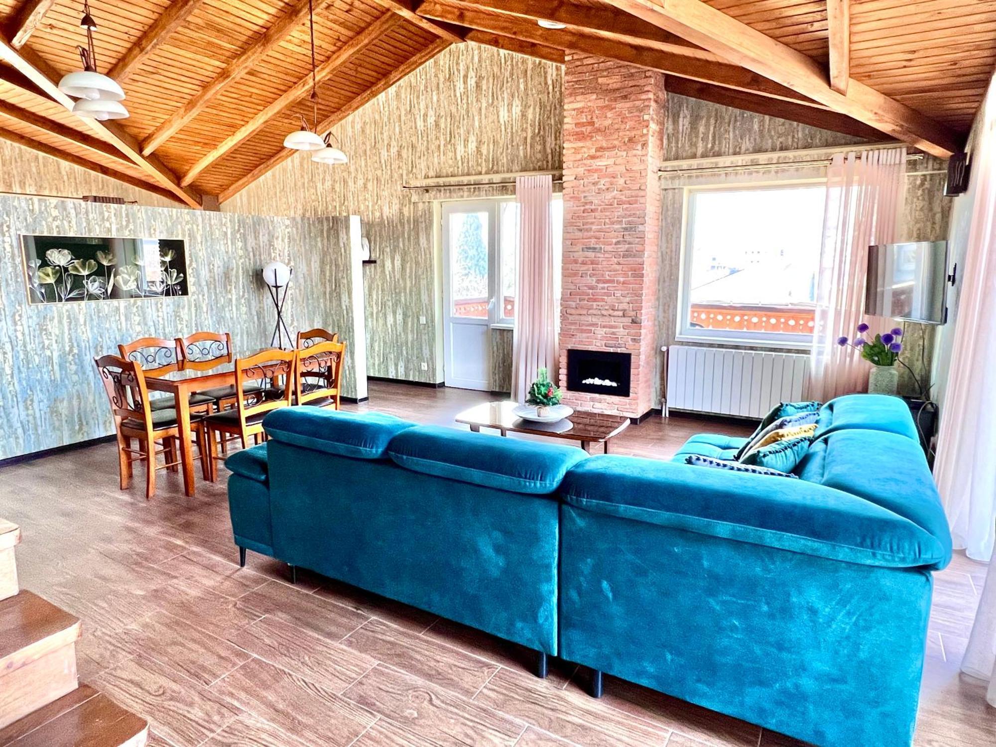 Penthouse Apartment 401 Тбилиси Экстерьер фото